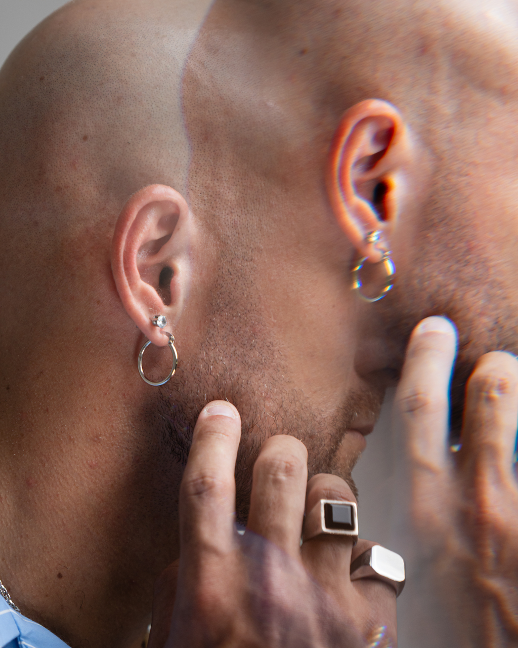 Brinco argola em aço